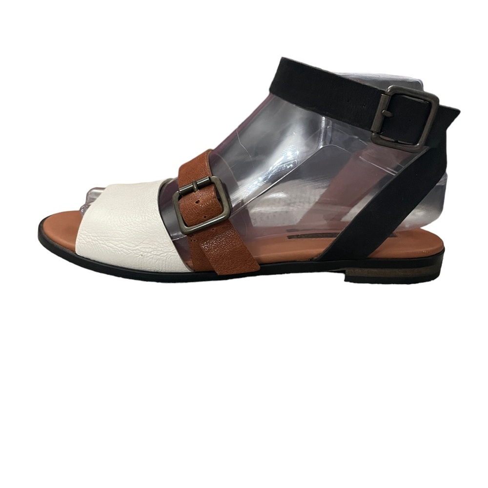 Modern Vintage Leather Strap Sandals